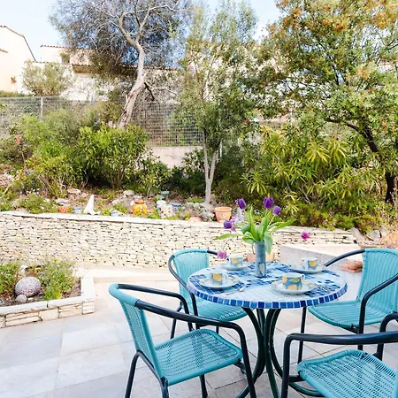 Pavillon Avec 2 Terrasses Et Parking Prive A Saint Pierre La - Fr-1-409-268